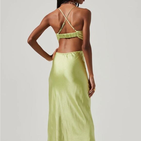Astr The Label Colette Cutout Satin MIDI Dress Size X-Small - Picture 2 of 4